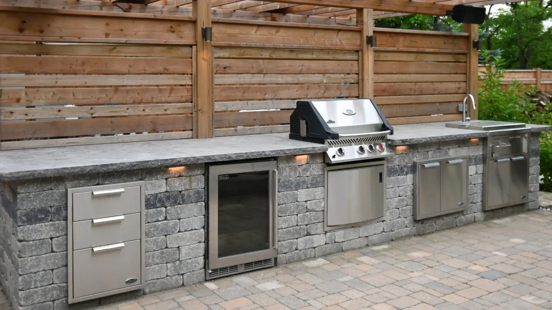 Outdoor Kitchens